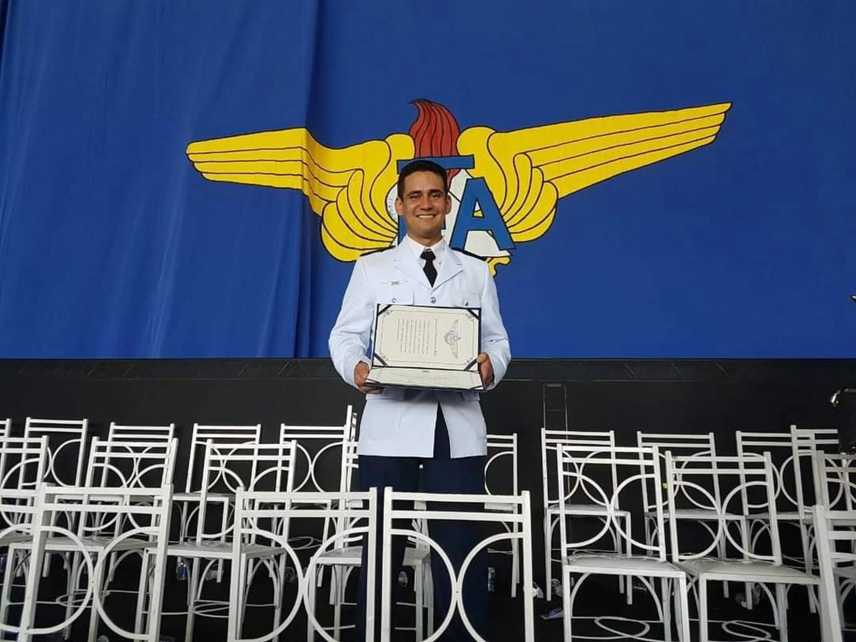 Márcio Sena, na formatura de Engenharia Aeronáutica no ITA